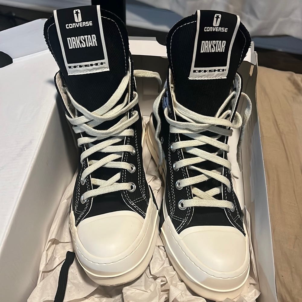 drkshdw converse